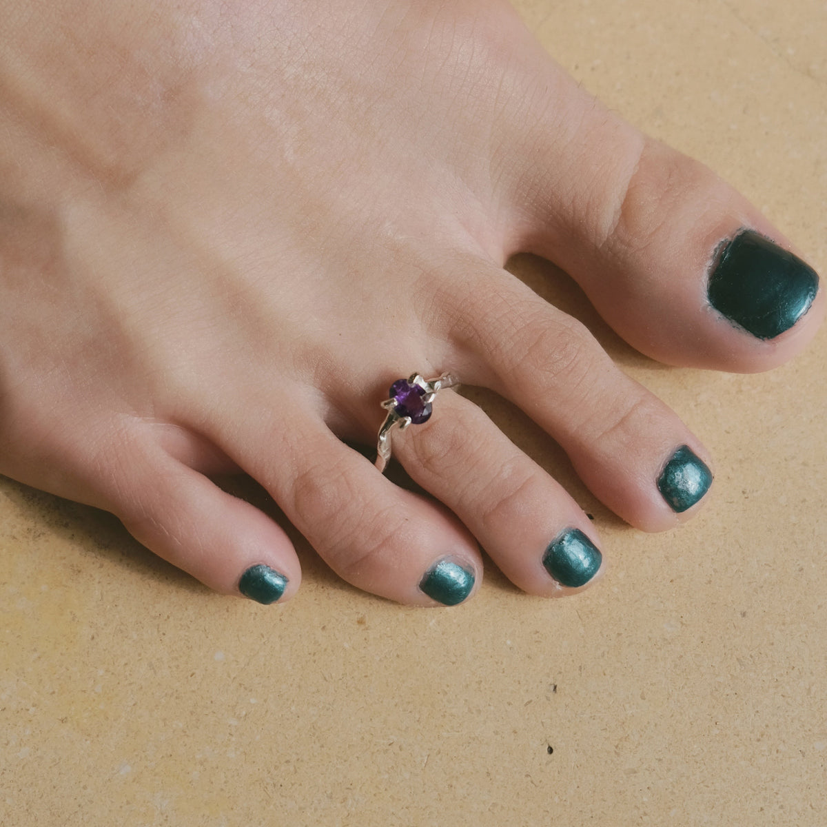 Paso Toe Ring