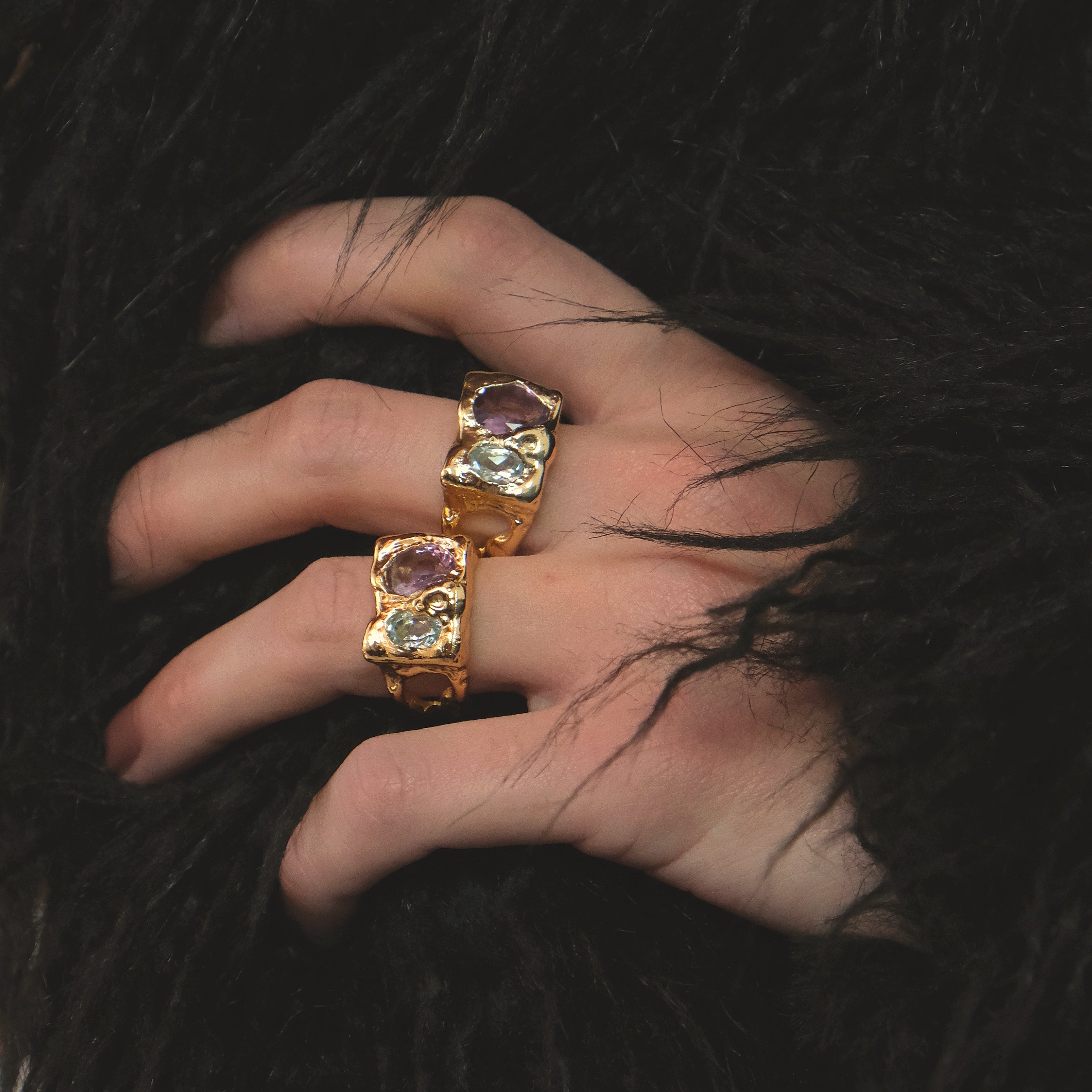 AMORA RING