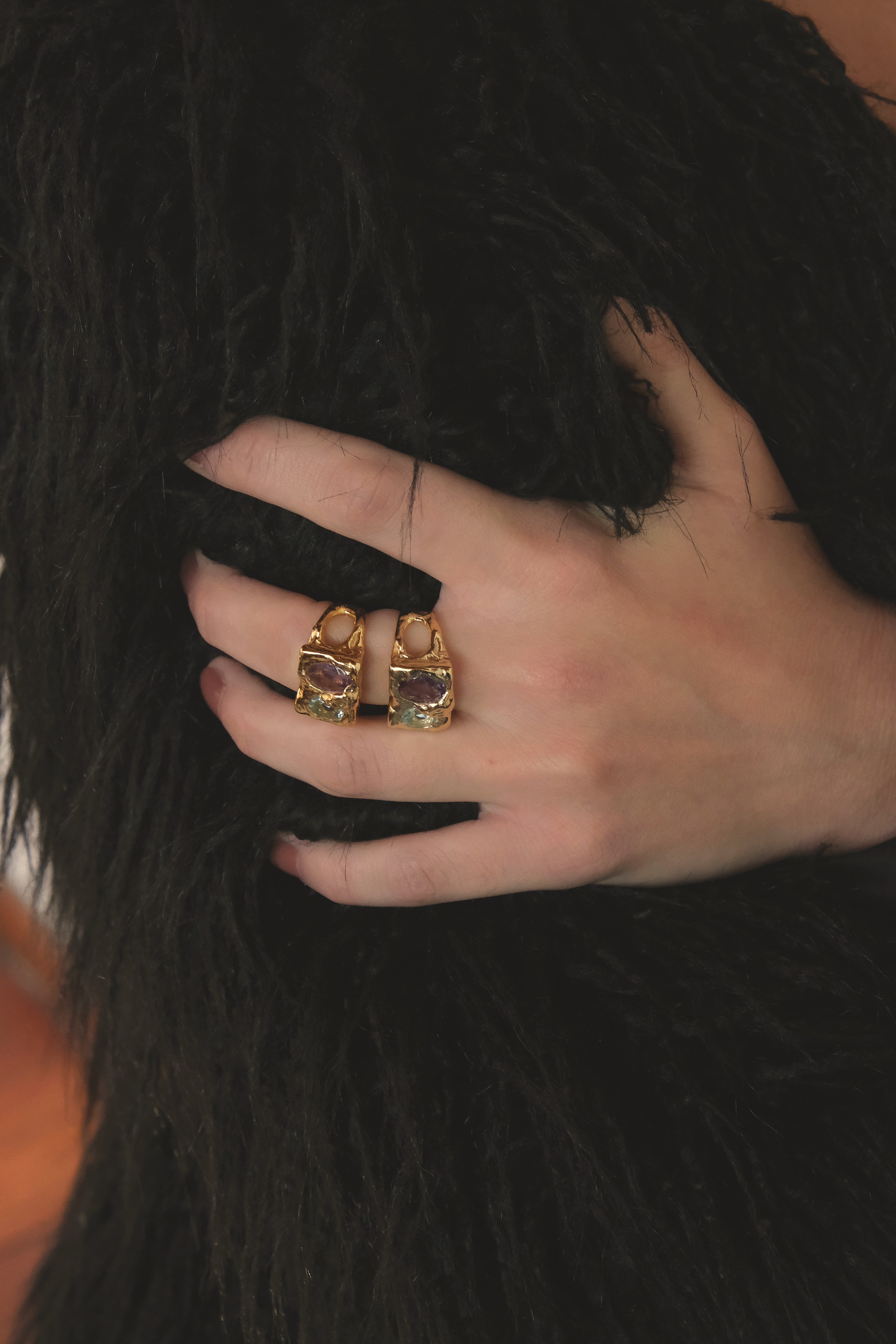 AMORA RING